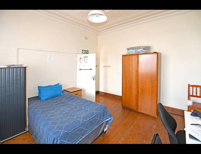 5 BEDROOM HOUSE FOR SALE IN BRIXTON